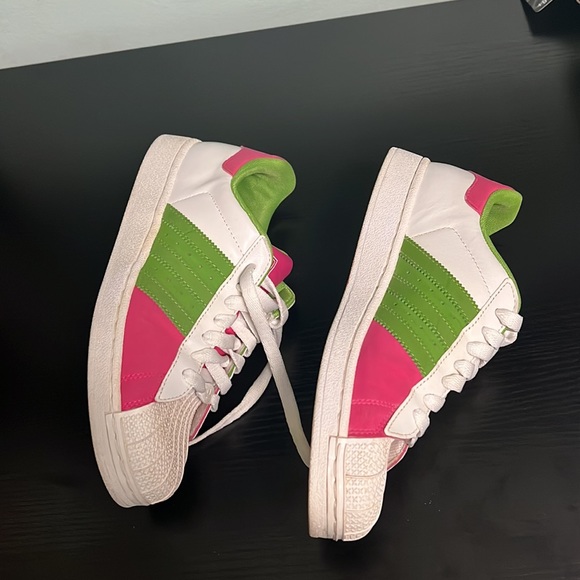 Adidas Superstar Classic Retro Shell Toe Sneakers - Picture 4 of 8